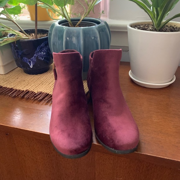 Brand new velvet Spriny Short boots booties - Picture 2 of 5